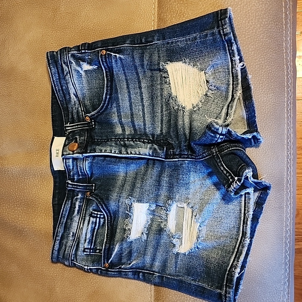 BKE Parker style Jean shorts